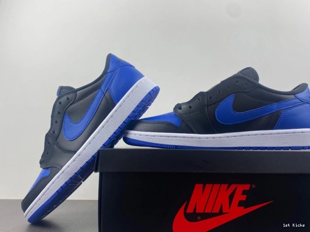Royal Jordan Low 1 (2015) Retro 705329-004 0817